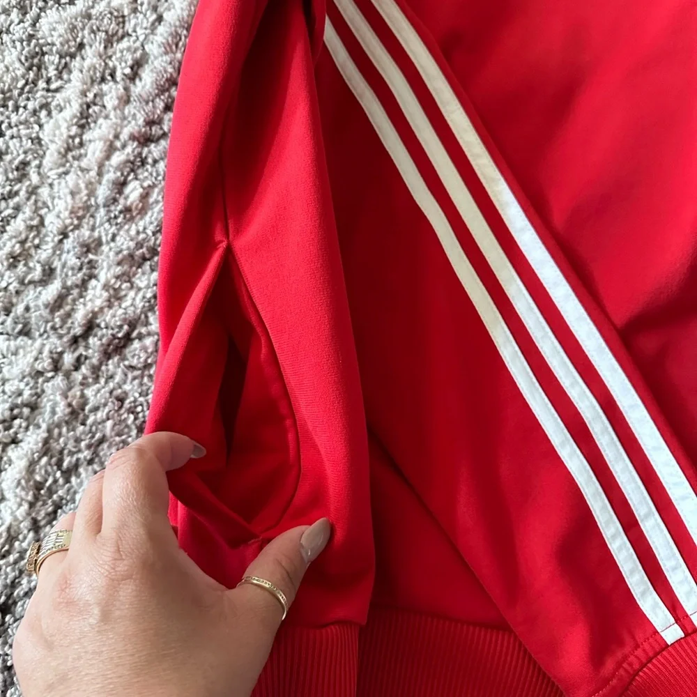 Adidas jacket - Picture 5 of 6